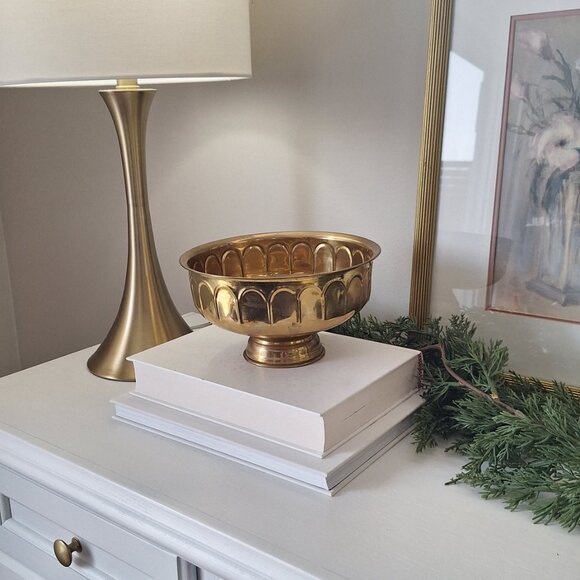 Vintage Brass pedestal bowl - Picture 5 of 7